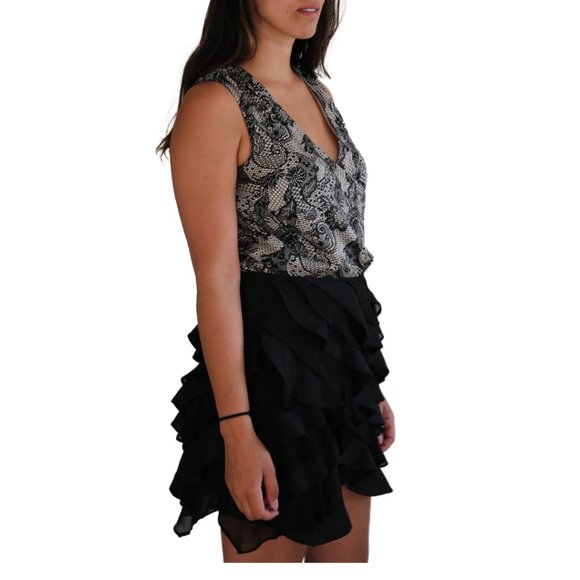 Jane - Picture 2 of 3